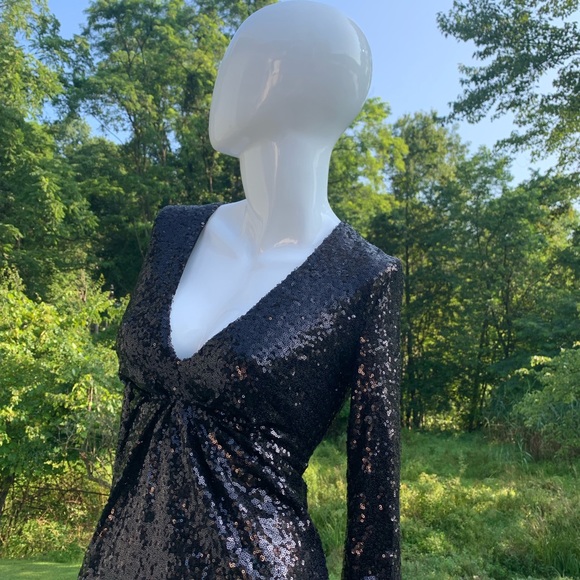 NEW - CHARLOTTE RUSSE Sequence Dress | Black | XS - Picture 6 of 8